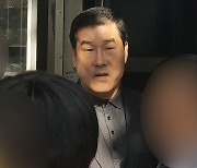'광주 붕괴참사' 문흥식, 해외도피 90일 만에 귀국..공항서 체포