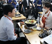 이준석·원희룡, '신당동 떡볶이집'서 갈등 봉합..元 "박지원 해임해야"