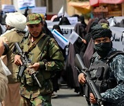 '어둠의 본색' 드러낸 탈레반.. 빨라지는 언론 탄압·잔혹 통치 시계