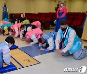 한국 전통문화 배우는 미 해병대원들