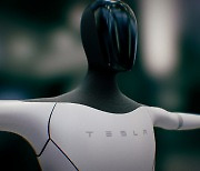 [KISTI과학향기]인간형 로봇과 완전 자율 주행차, 테슬라가 그리는 미래