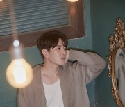 디셈버 DK, 새 프로필 사진 공개 '9월 말 신곡 발표'
