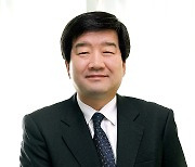 최평규 회장 "현장 경영과 선행 연구로 세계 일류 SNT로 나아갈 것"