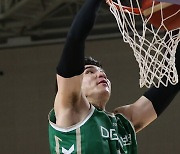 DB 김종규, 종료 직전 역전 결승 덩크..KBL 컵대회 첫 승