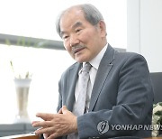 "무령왕릉 발굴은 어처구니없는 사건..후속 연구로 성과"