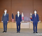 "한미일, 대화·제재 통해 北비핵화 추구 방침 재확인"-日언론