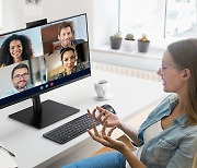 삼성전자, 화상 회의 최적화된 '웹캠 모니터' 출시