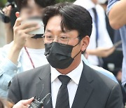 '프로포폴 불법 투약' 하정우 오늘 1심 선고.. 檢, 벌금 1000만원 구형