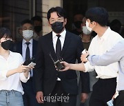 하정우, '프로포폴 불법 투약' 1심서 벌금 3천만원 선고