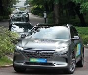 文대통령 현대차 '광주형 일자리' 모델 SUV차량 '캐스퍼' 구매.."퇴임후에도 사용"