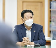 공주시의회, 재난지원금 전시민 지원방안 논의