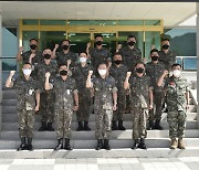 동부전선 찾은 원인철 합참의장, 북한군 동향 점검