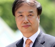 홍익대 총장에 서종욱 교수