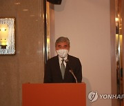 한미 북핵 수석대표 회담 후 기자회견 참석한 성 김 美특별대표