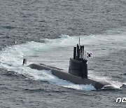 [속보]국산 SLBM, 잠수함 발사시험 성공..세계 7번째