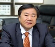 우오현 SM그룹 회장, 쌍용차 인수 불참.."리스크 안고는 못 간다"
