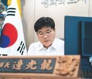"대우조선해양 매각 원점서 재검토해달라"..변광용 시장의 읍소