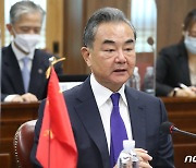 中 왕이, 北 탄도미사일 발사에 "악순환 없도록 관련국 자제해야"