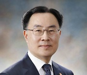 문승욱 산업부 장관, 서울 망원시장에..추석 맞아 민생현장 방문