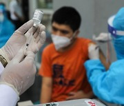 베트남, 코로나 백신 접종자 1억 인구 중 30% 넘어서 [KVINA]