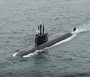 한국 독자 기술 개발 'SLBM' 북한보다 먼저 잠수함 발사 성공
