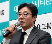 황선홍, 23세 이하 축구대표팀 사령탑 취임.. 아시안게임 향해 달린다