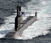 독자개발 SLBM 잠수함 발사시험 성공..세계 7번째