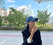 '홍성기♥' 이현이, 모델은 먹는 모습도 남달라