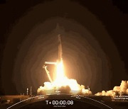 스페이스X, 세계 최초 전원 민간인 탑승 우주선 발사