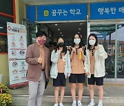'부활', 구수환 감독 강연으로 끝없는 재개봉