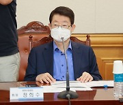 [머니S포토] 정희수 회장, 금융위원장 간담회 참석