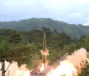 열차에서 쏘아 올린 북한 탄도미사일