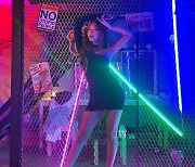 인기모델 진하진, 래퍼 원카인(1KYNE)의 뮤직비디오에서 매력 발산해