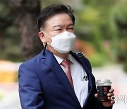 [단독]"경찰청장은 개떼 두목" 언급 민경욱 전 의원 약식기소