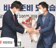 이준석 "文지지율 40%? 이례적인 것 아냐..과감히 정치개혁"