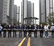 대우조선해양건설 엘크루, 새 BI 제막식 개최 "프리미엄 브랜드 도약"