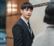 최민호, '유미의 세포들' 우기로 17일 첫 등장..'웹찢' 비주얼 공개
