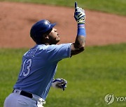 페레스, 시즌 45호 홈런..MLB 한 시즌 포수 최다 홈런 타이