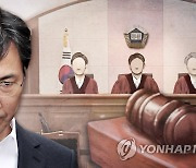 법원, '안희정 성폭행 피해' 김지은씨 신체감정 결정