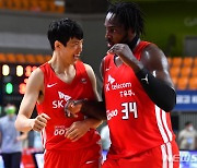 [컵대회]'전희철호' SK, DB 꺾고 KBL 컵대회 첫 우승