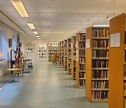 '여성 서사'로 가득한 곳, 북유럽 최대 여성도서관을 가다
