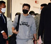 [포토] RM, 편안한 트레이닝복으로 출국
