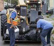 Hurricane Ida New Orleans Trash