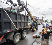 Hurricane Ida New Orleans Trash