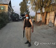 INDIA KASHMIR CORDON AND SEARCH OPERATION