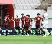 FC서울, 수원FC 잡고 8경기 만에 승리..2-1 승리 최하위 탈출
