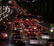 야간 고속도로 교통사고 사망률, 주간 1.7배..32개 노선 중 가로등 설치율 50% 미만이 21개