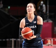 박지수, WNBA 정규리그 최종전에서 위닝 블록슛