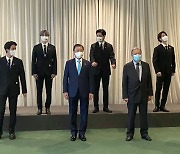 기념촬영하는 문재인 대통령과 UN사무총장, BTS