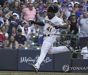 Cubs Brewers Baseball